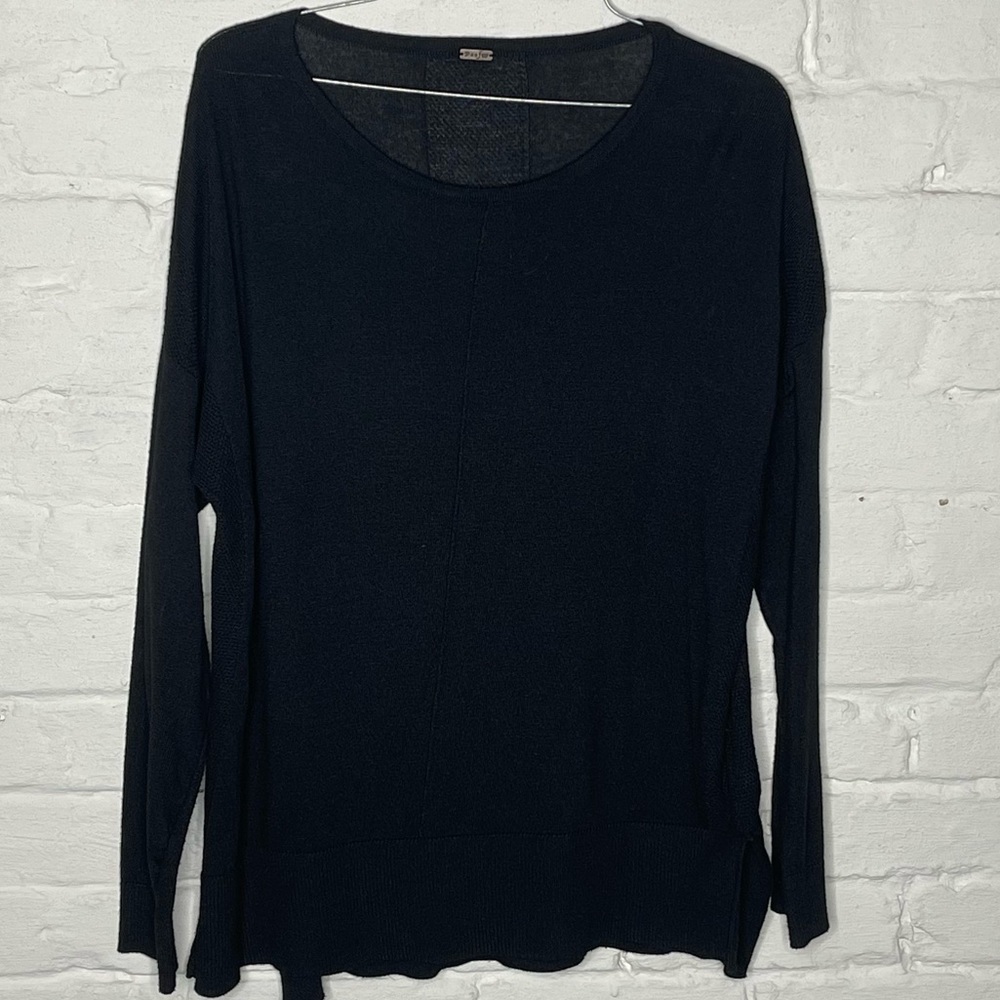 Poof Sweater M
